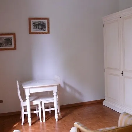 Michelangiolo מלון דירות